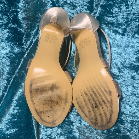 Lulu Townsend Heels, Champagne, 8.5 - Picture 6 of 11